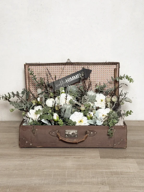 Vintage Koffer Amsterdam mit Textilblumengesteck "Siebter Himmel"