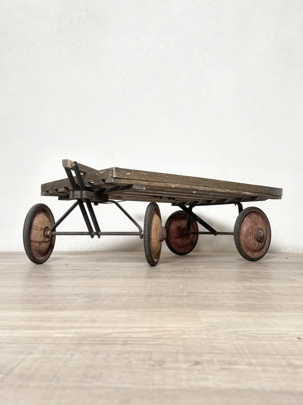 Vintage Transportwagen